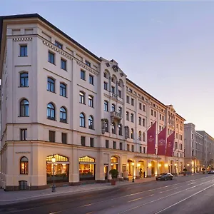 5* Hotel Vier Jahreszeiten Kempinski
