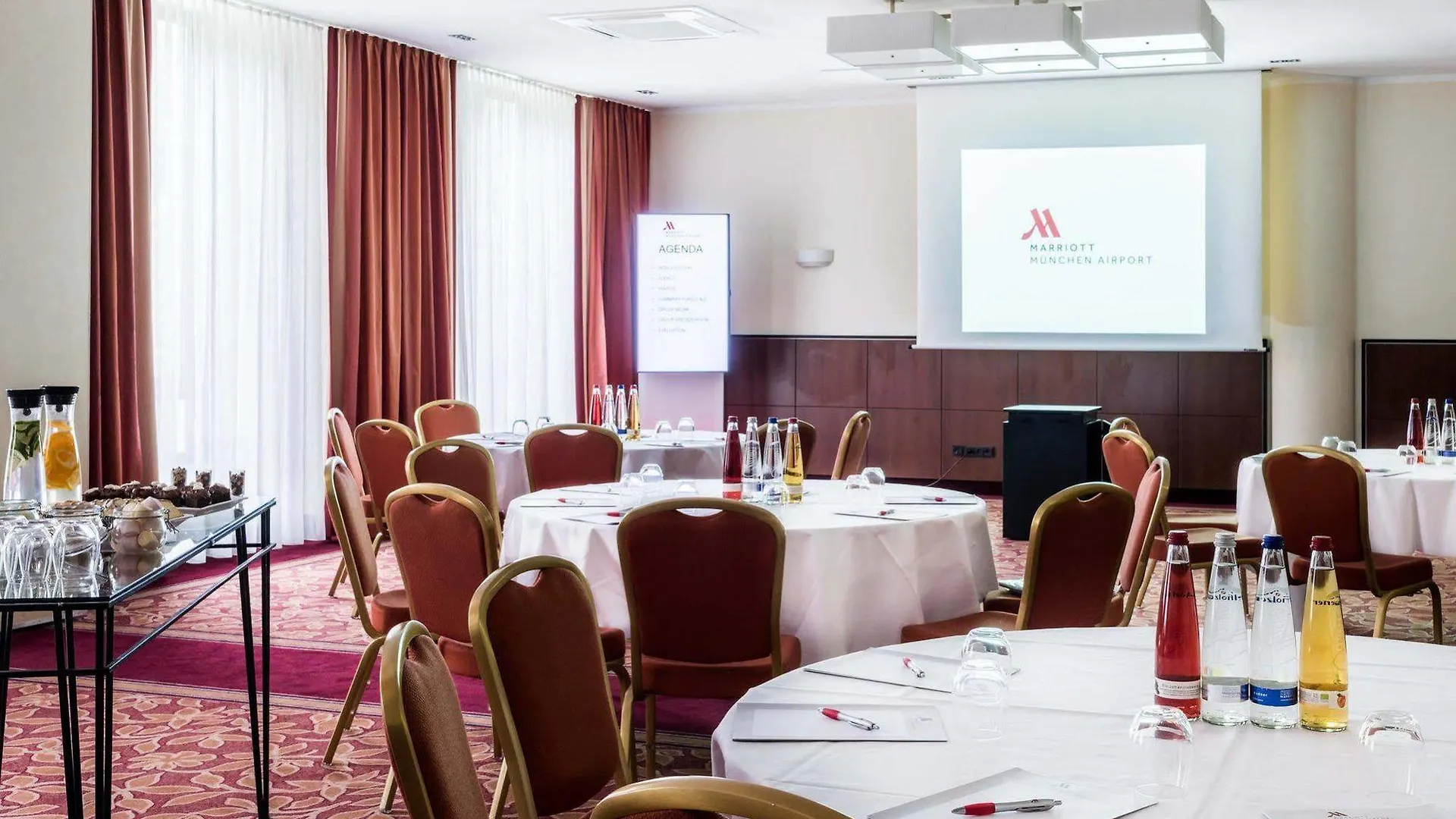 Munich Airport Marriott Hotel Freising 4*,