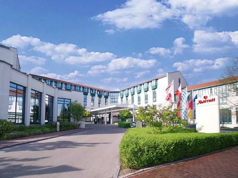 Munich Airport Marriott Hotel Freising 4*,